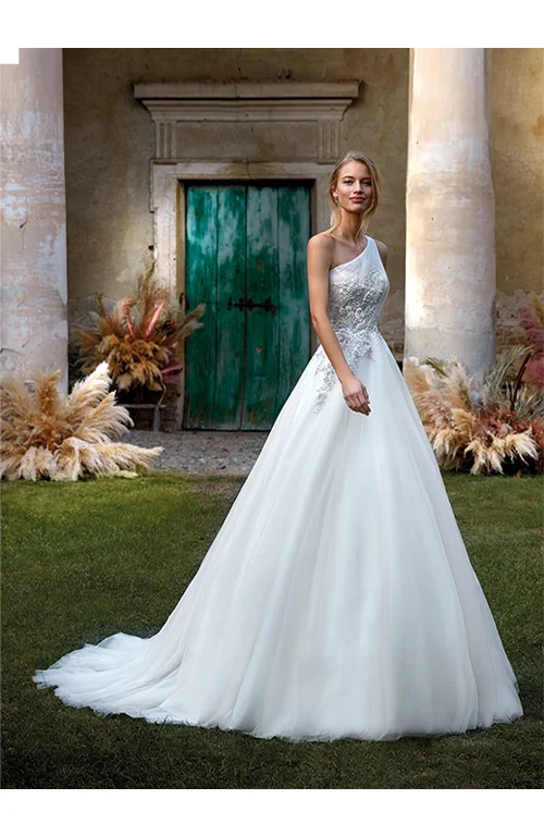 Nicole Milano Series 082